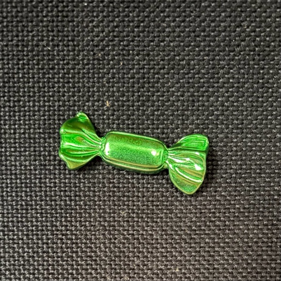 Green Metallic Wrapped Candy Pin - Picture 2 of 2